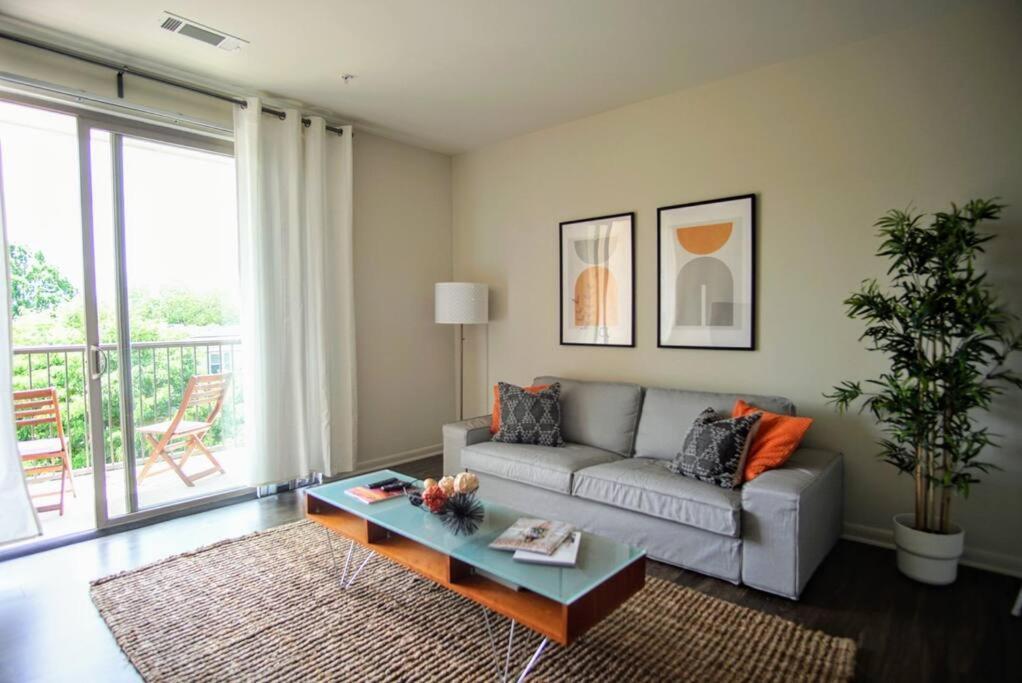 Appartement League Flats Uptown At West Trade Street *