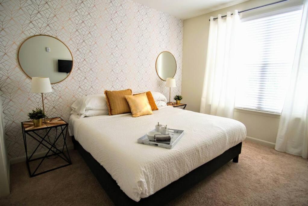 League Flats Uptown At West Trade Street Appartement