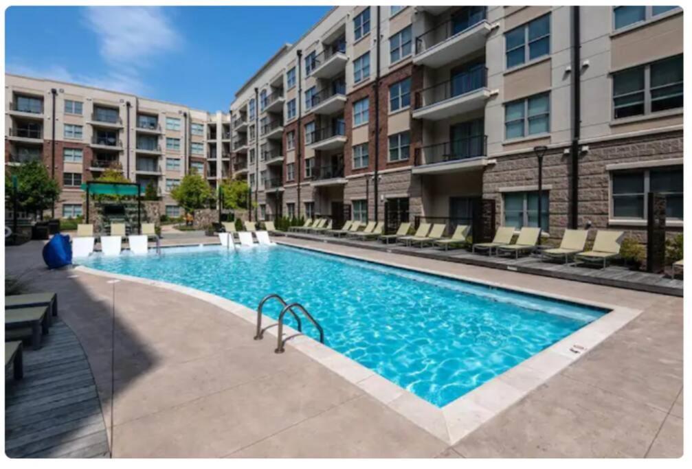 Appartement League Flats Uptown At West Trade Street