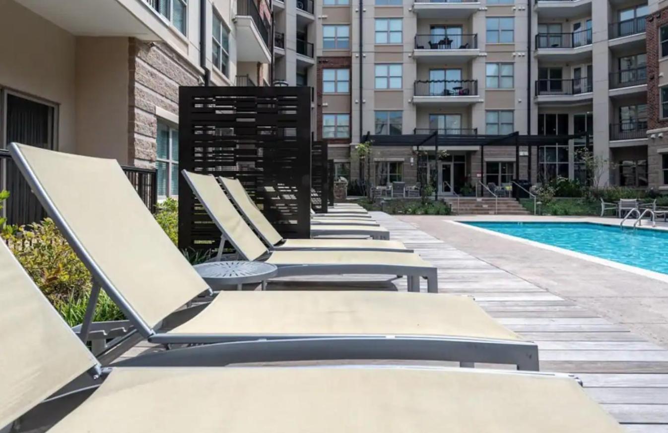 Appartement League Flats Uptown At West Trade Street